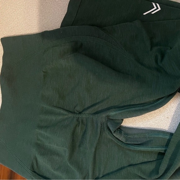Green Leggings with Chevron Detail - Picture 2 of 3